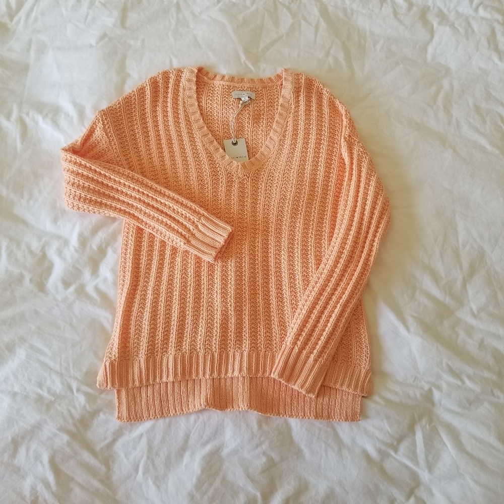 Lucky Brand  V-Neck Peachy Coloured Sweather